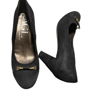 AGL Black heels with Gold Detailing 36.5/6
